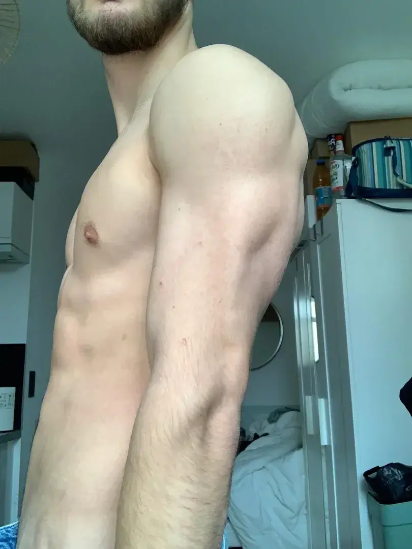 Leak & nude 1 — Kiron