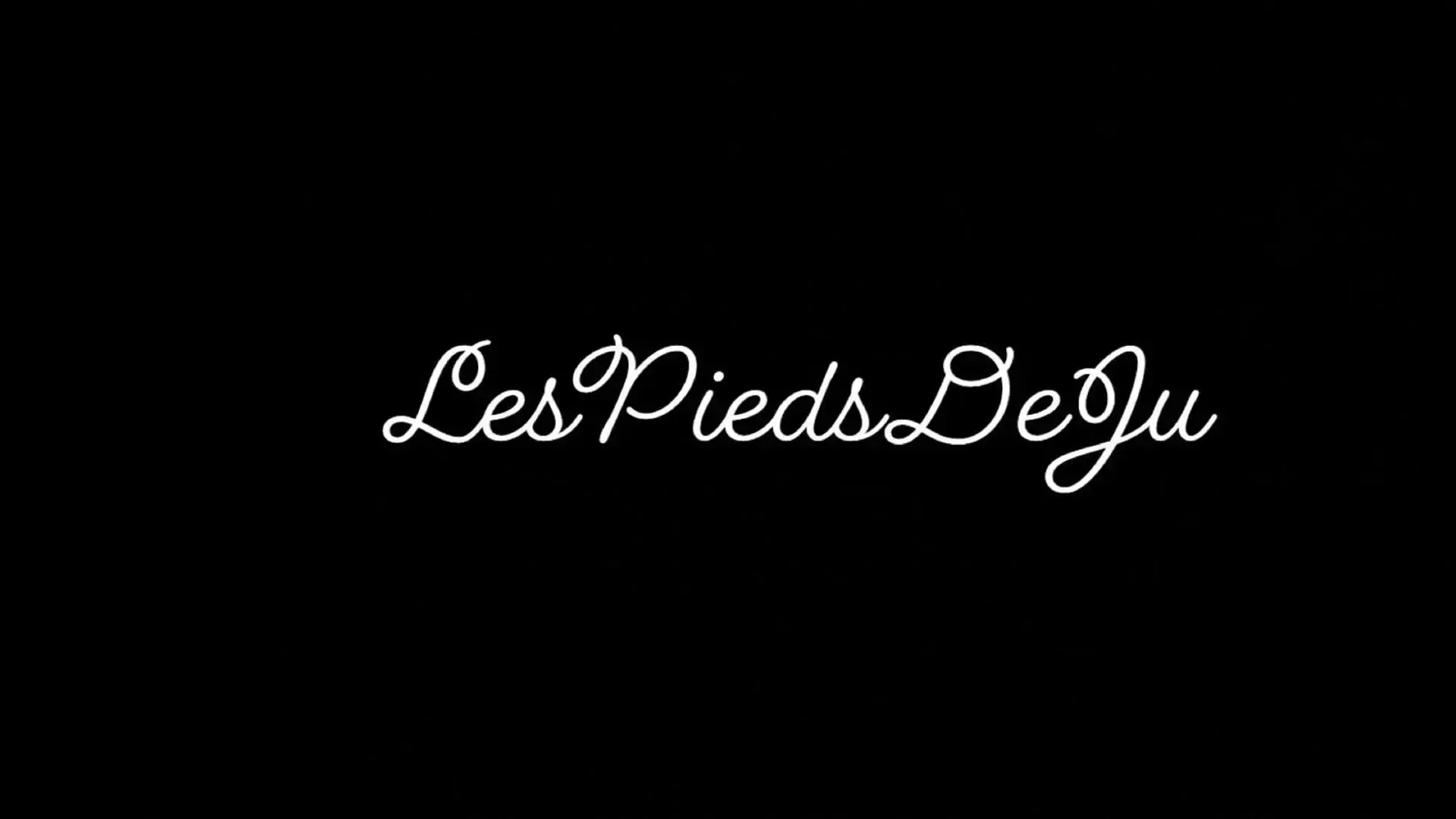 Photo de couverture de Lespiedsdeju_