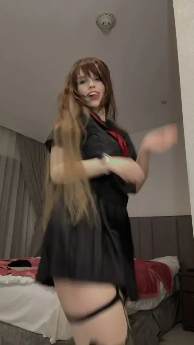 Leak & nude 9 — Alicefoxyslut