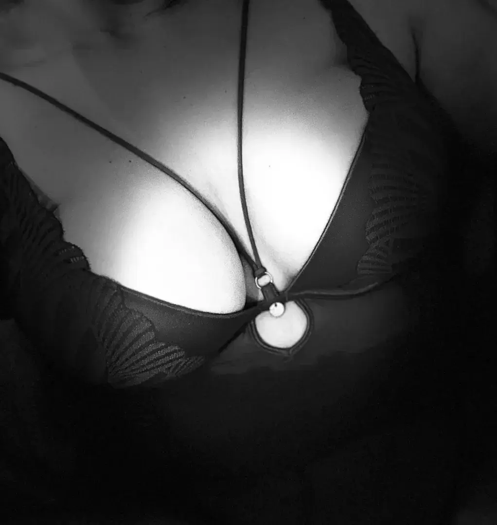 Leak & nude 4 — Alexiadouce