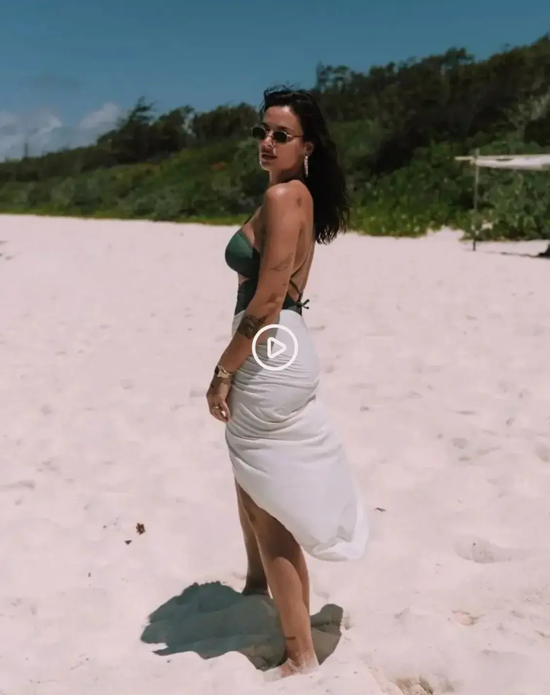 Leak public de Jadeleboeuf — « Rejoins moi avec le code PLUME » (nude) sur MYM