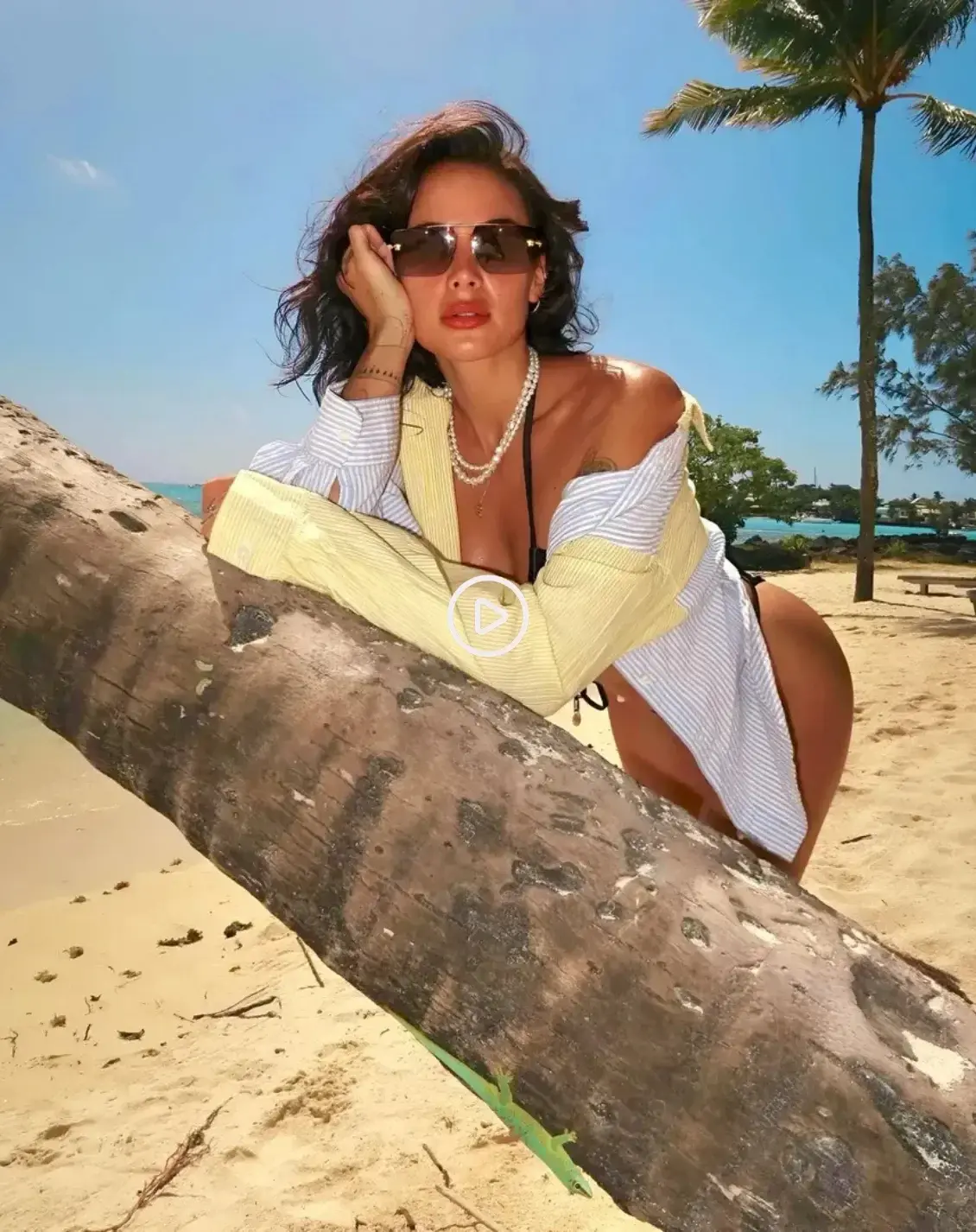 Leak public de Jadeleboeuf — « Rejoins moi avec le code PLUME » (nude) sur MYM