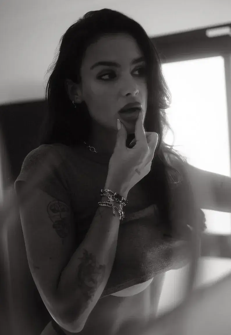 Média public — Jadeleboeuf : « Rejoins moi avec le code PLUME » (Uncove)