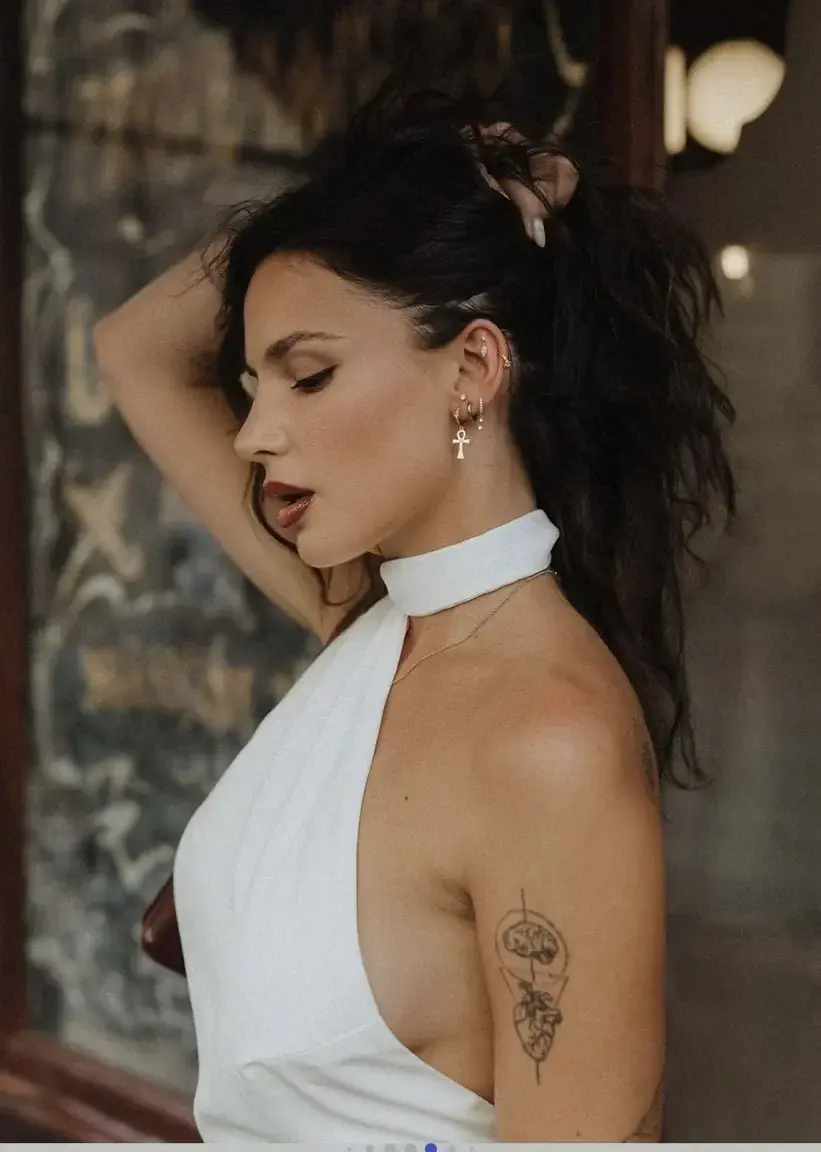 Leak public — Jadeleboeuf : « Rejoins moi avec le code PLUME » (Uncove) — pas un leak