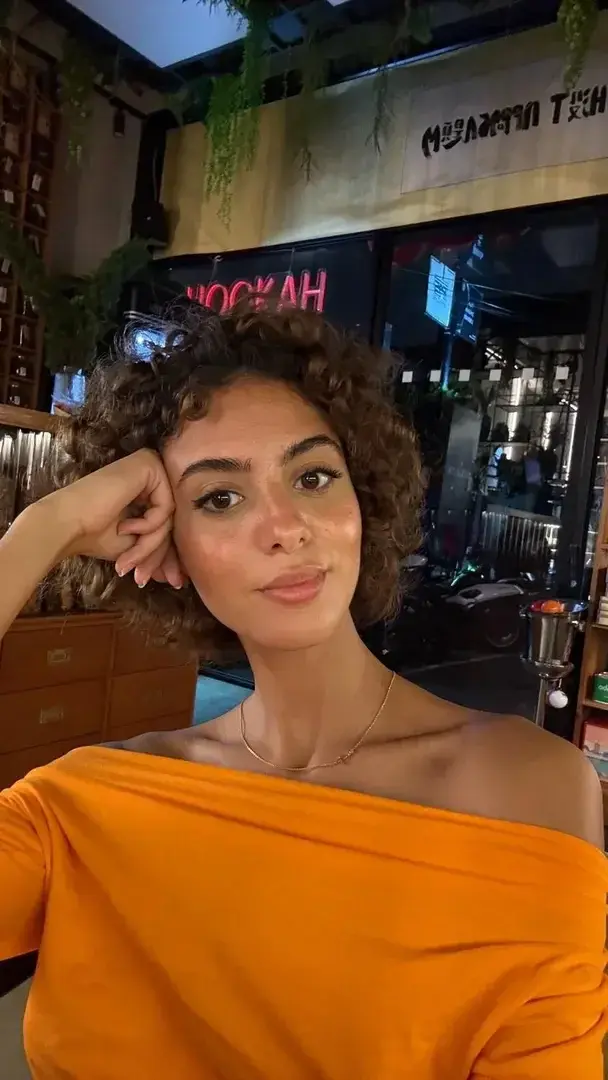 Leak public de Ritafaez — « description de la photo » (nude) sur MYM