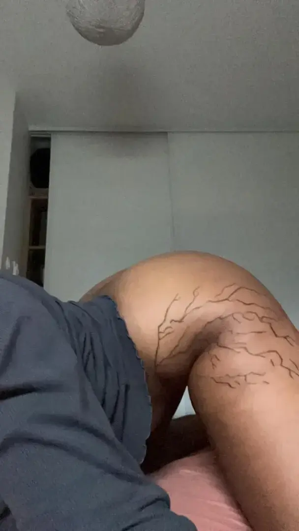 Leak & nude 2 — Ley_2