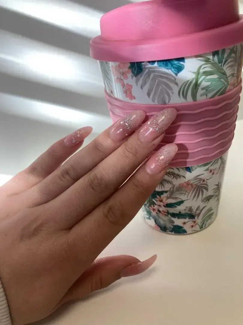 Leak & nude 1 — Hollyhandy
