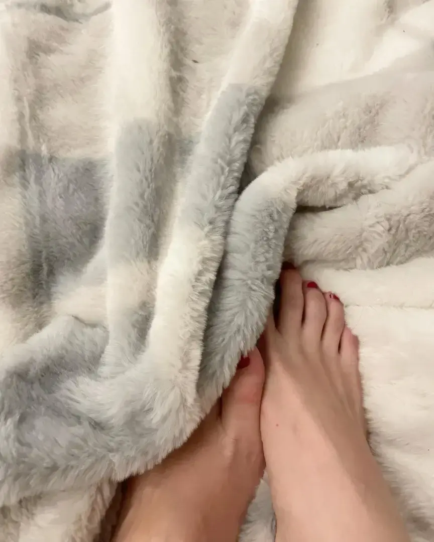 Leak & nude 2 — Lolas_cutefeet