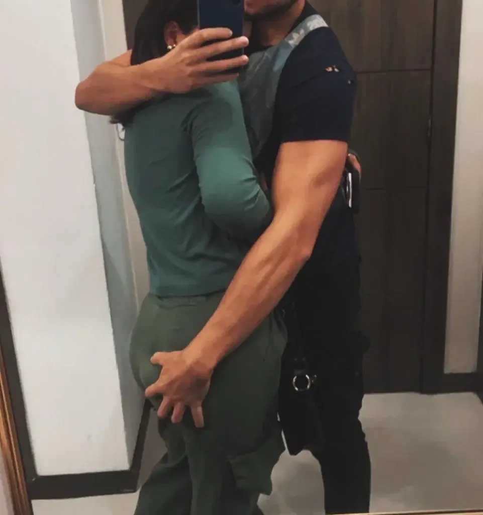 -50% sur l’abonnement avec le code MEDELLIN50 pour accéder à toutes mes sextapes 🔞