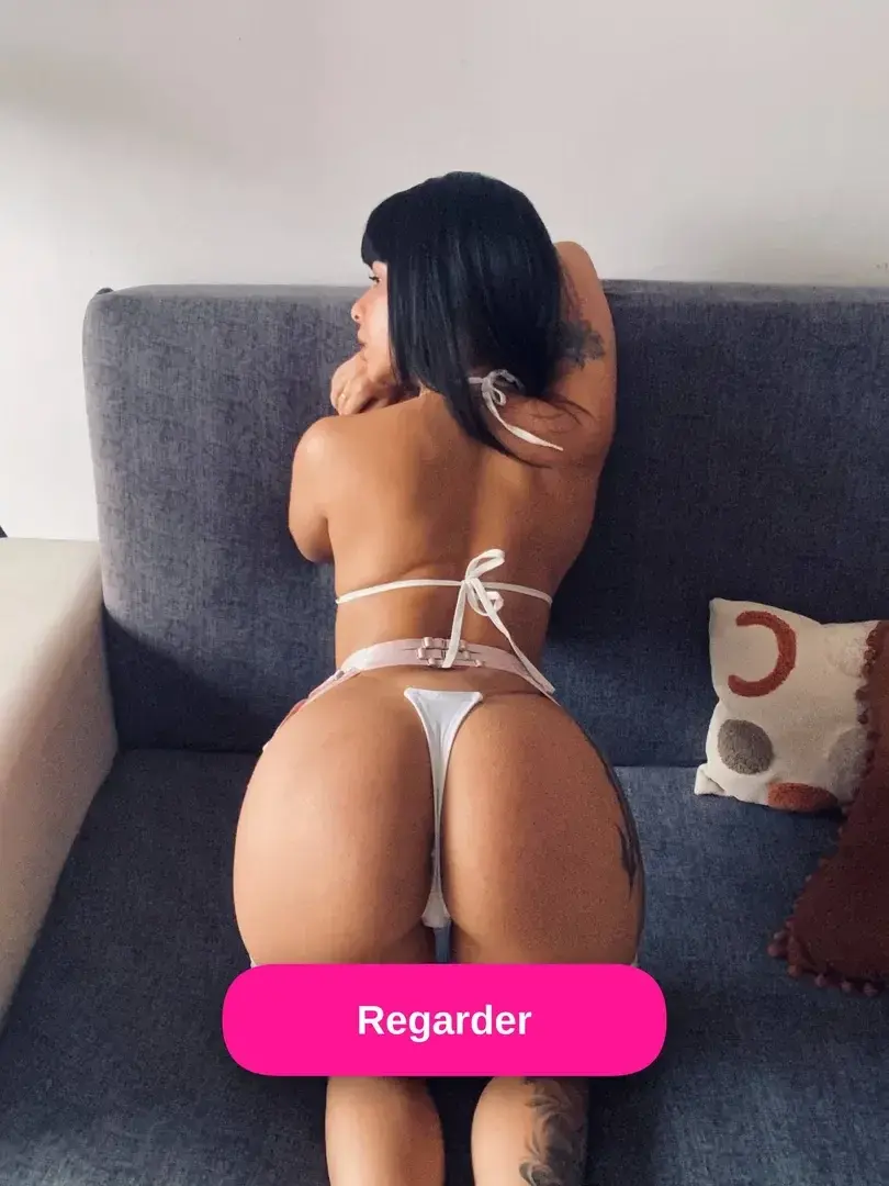 Aperçu public — Victoriainlove : « abo gratuit j’te montre ce que j’ai enregistré en chuchotant… » (MYM) — pas un leak