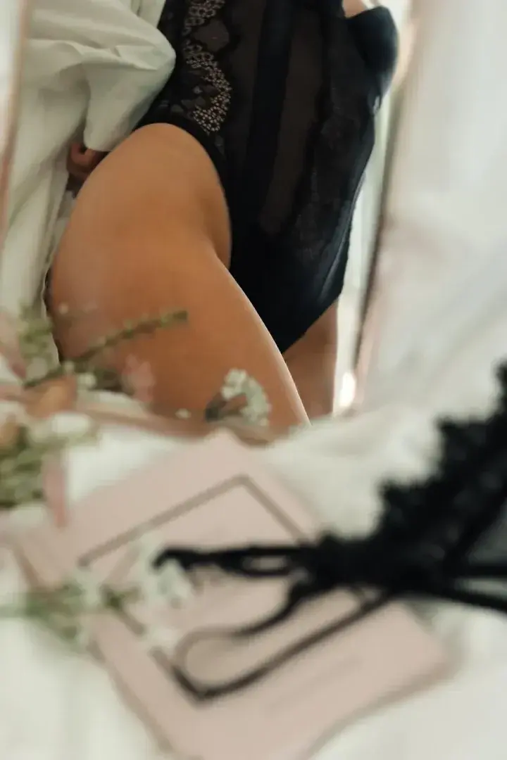Leak & nude 1 — Folieblondie