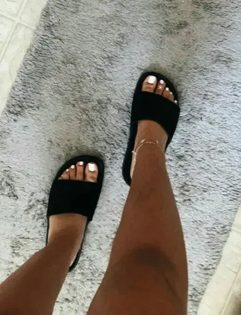 Leak & nude 1 — Modeledepieds