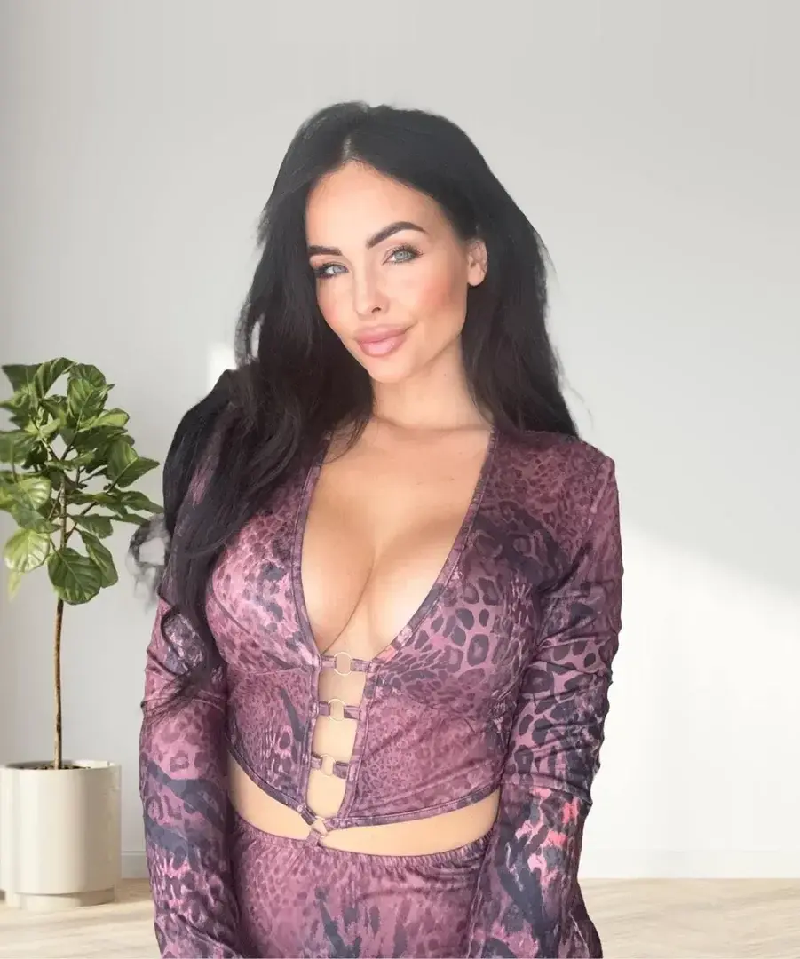 Wie gefällt euch mein Outfit?❤️‍🔥👄NUR NOCH HEUTE CODE: WEEKEND - 20% RABATT AUFS GEILSTE ABO!👄
