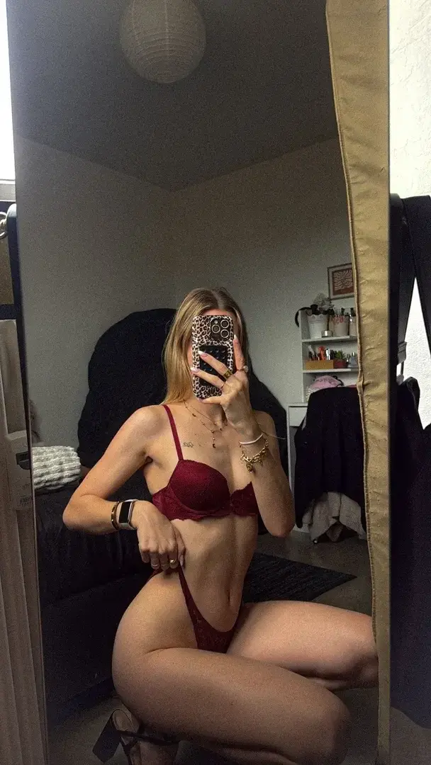 Leak & nude 14 — Joy_97