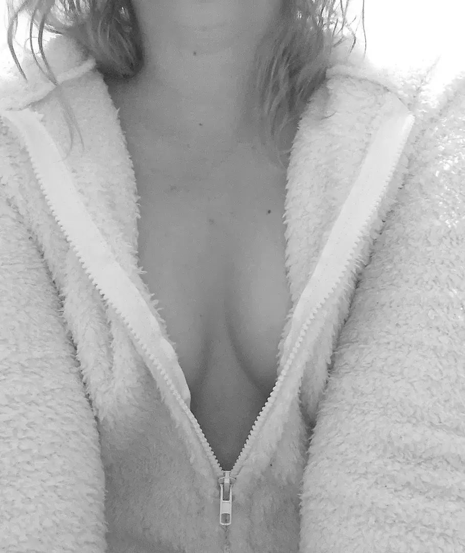 Leak & nude 4 — Uneinconnuee