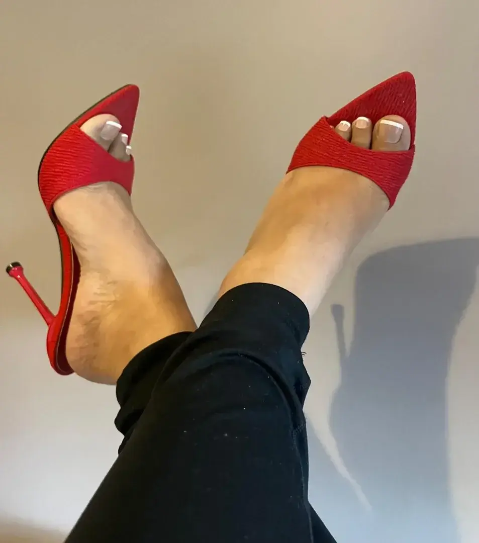 Leak & nude 2 — Beautyy_feet_