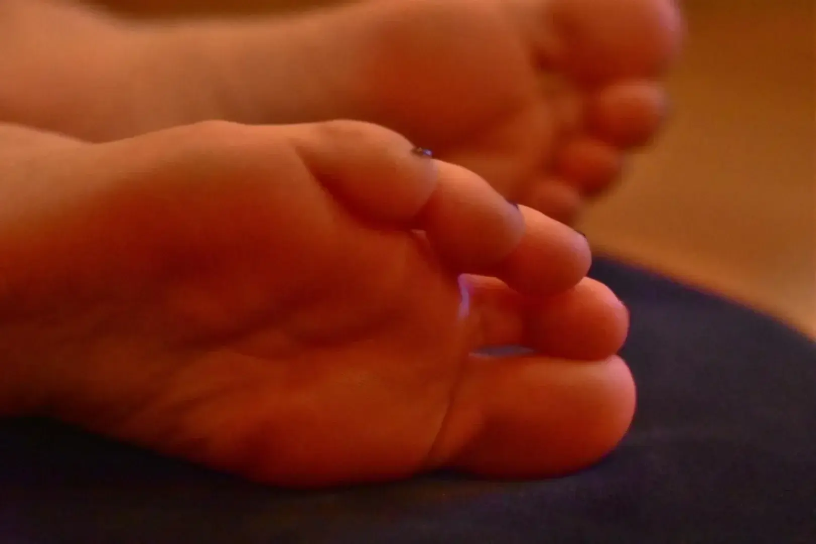 Leak & nude 4 — Pieds_de_coquinettes