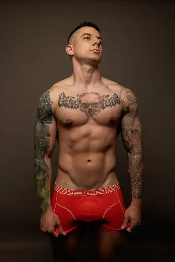 Leak & nude 3 — Tellyisback
