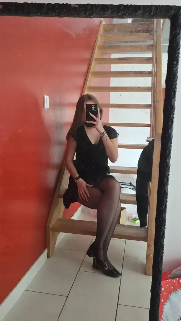 Leak & nude 3 — Petite_billiie