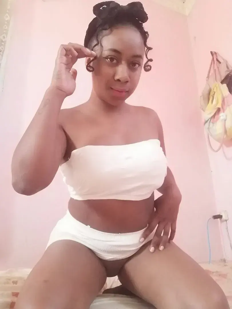 Cc mon chou 😘✅Je fais mon abonnement GRATUIT  avec le code free.✔️Juste aux 10 premiers.✅Si tu es trop tard, je te fais - 85 % avec  code MYM85Crois moi, tu ne vais pas être déçu de mes vidéos 😁🥵#Paris #Limoges #Marseille #Tours #Versailles #Lyon #Toulouse #Perpignan #Nice #Nantes #Strasbourg #metisse #Montpellier #Bordeaux #Lille #Rennes #Cannes #Antibes #Toulon #nude #Monaco #Libertine #sex #sexe #Ebony #métisse #nude #girl #nudenails #like #hot #love #curlyhair #metissegirl #metissage #reunionisland #mixed #gasy #madagascar