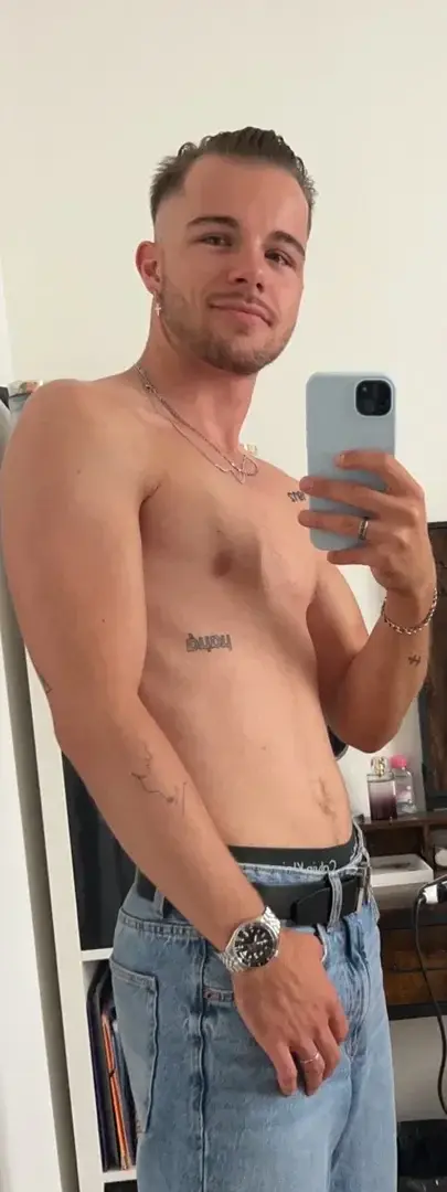 Leak & nude 1 — Roro3467