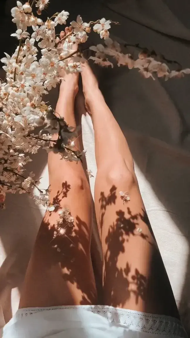 Leak & nude 1 — Lounaetsesjoliespieds