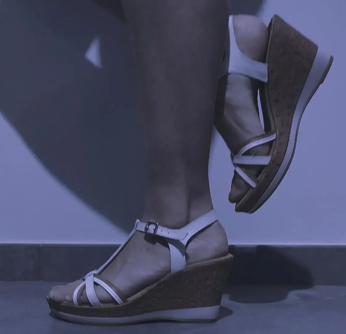 Leak & nude 3 — Pieds-coquin