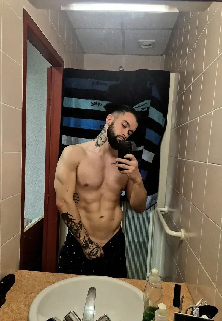 Leak & nude 1 — M_rco