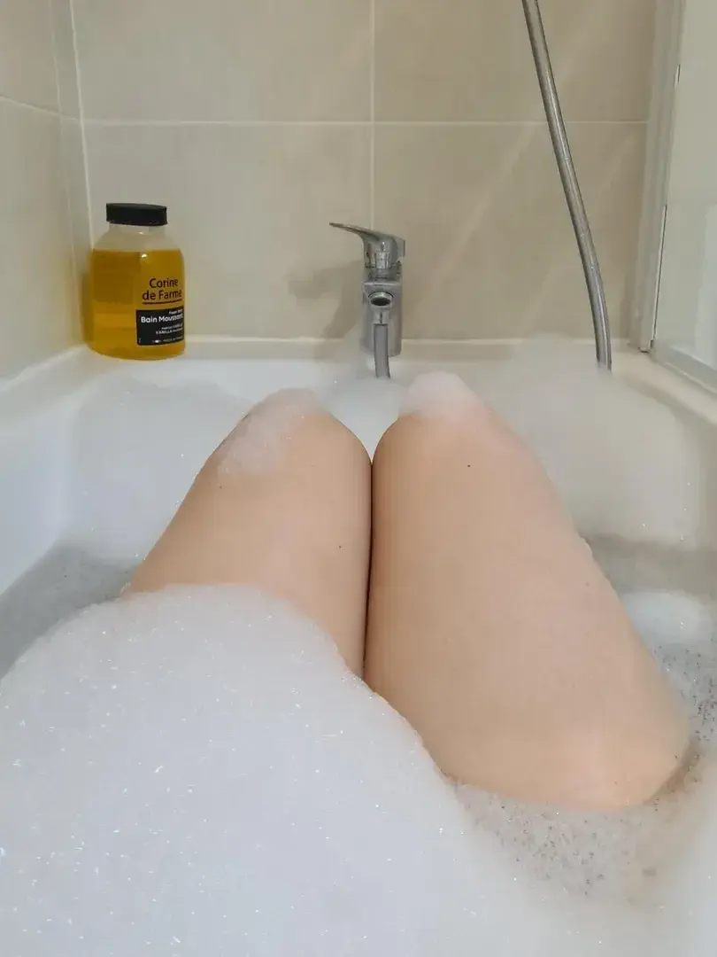 Leak & nude 6 — Madame_c_