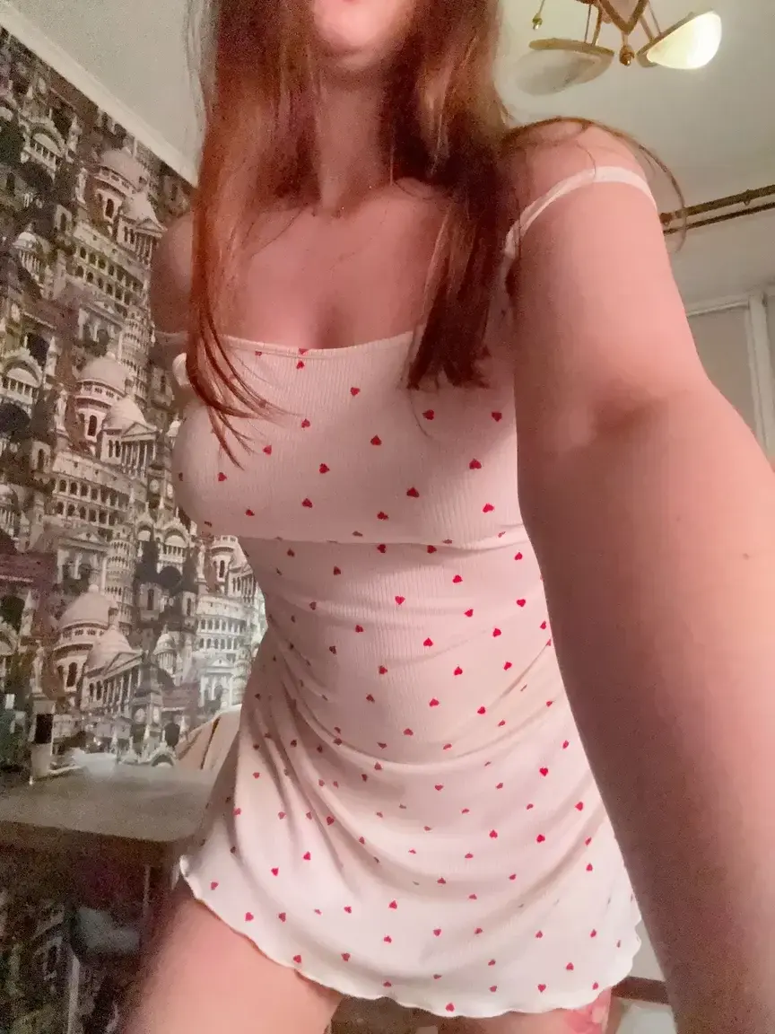 Leak & nude MYM — Lapetitecamille : « Like mon post et abonne-toi gratuitement » (MYM)