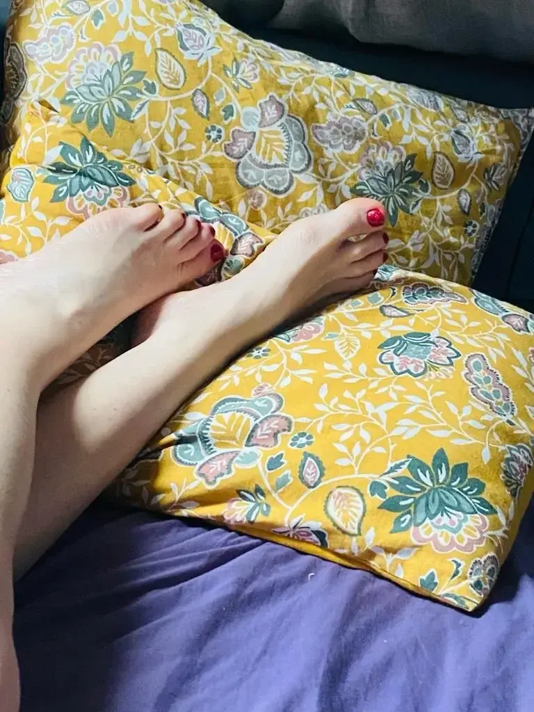 Leak & nude 1 — Feet04princess