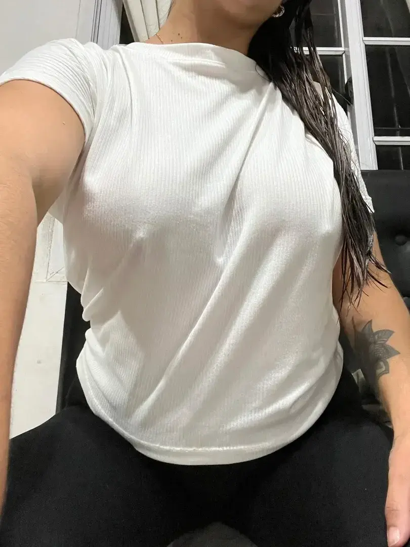 Leak public de Louisegestin — « gratuit code : LOUISE » (nude) sur MYM