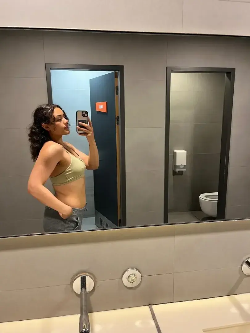 Bonsoir 🤭#gym #fitnessgirl