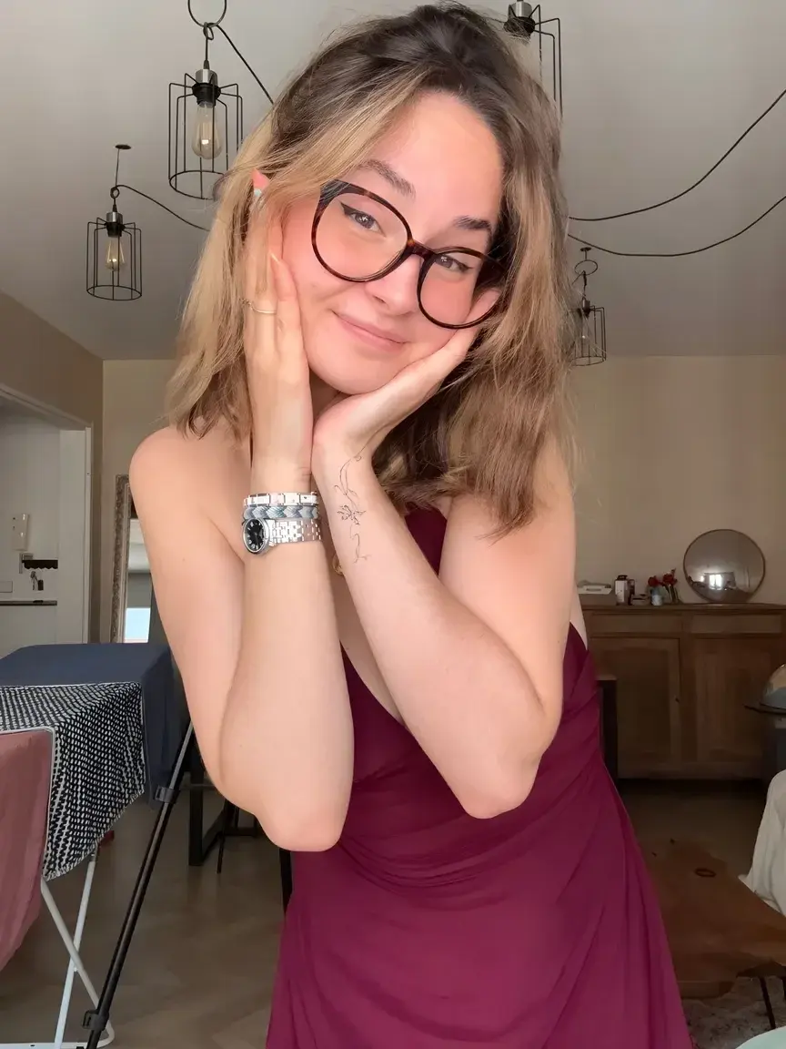 L’abonnement est gratuit alors abonne-toi et viens me parler en DM, je t’attends 💌