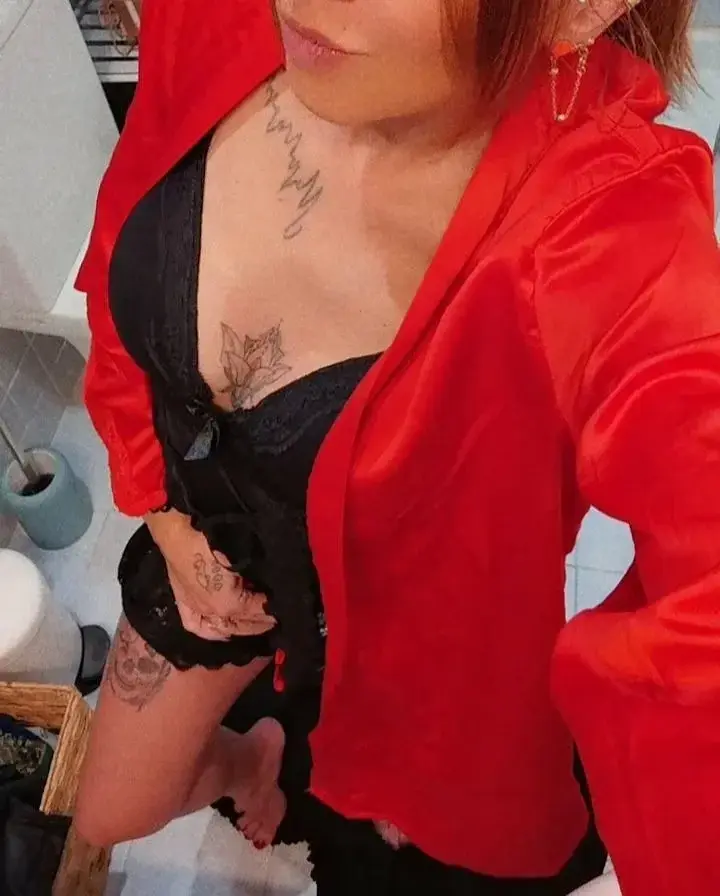 Leak & nude 2 — Amoresensuale