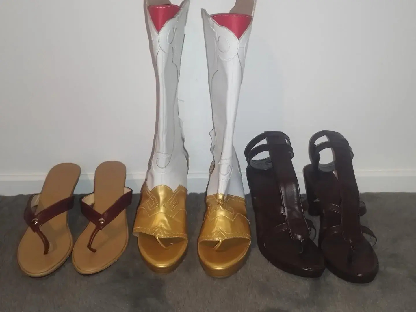 Photo de couverture de Annacosfeet