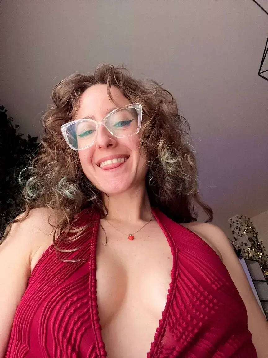 Leak & nude MYM — Sadsilly : « -92% avec le code 2026SILLY (nouveaux abonnés) » (MYM)