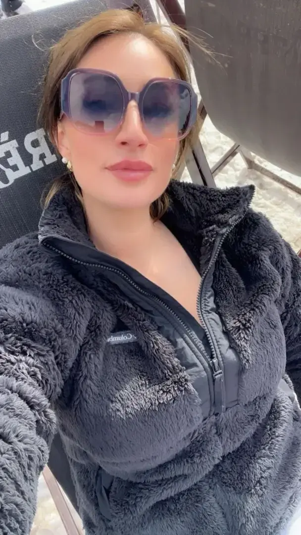 Petite journée au ski, ça fait du bien!!!!😜😜🙈🙈🙈♥️♥️♥️♥️#milf#sexymum#love#sex#frenchgirl#blondgirl#bigboops#bigmama#tatoo#lifofmother#hotgirl#babygirl#mum#milf#kiss#sex#food#love#sexlif#blond#likethas#bigboops#bigmama#sm#pied#ass#hot