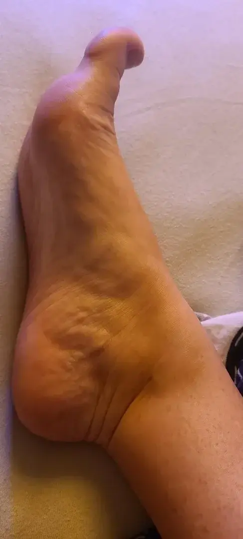 Leak & nude 1 — Lespetitspiedsdelynda