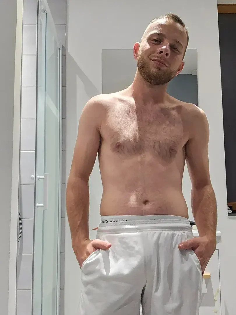 Leak & nude 1 — Tonserveursexy