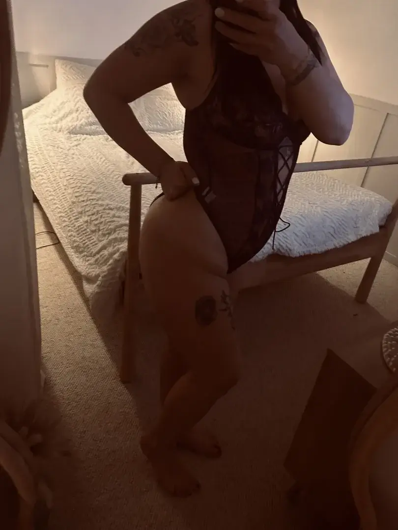 Leak & nude 6 — Queenxxemi