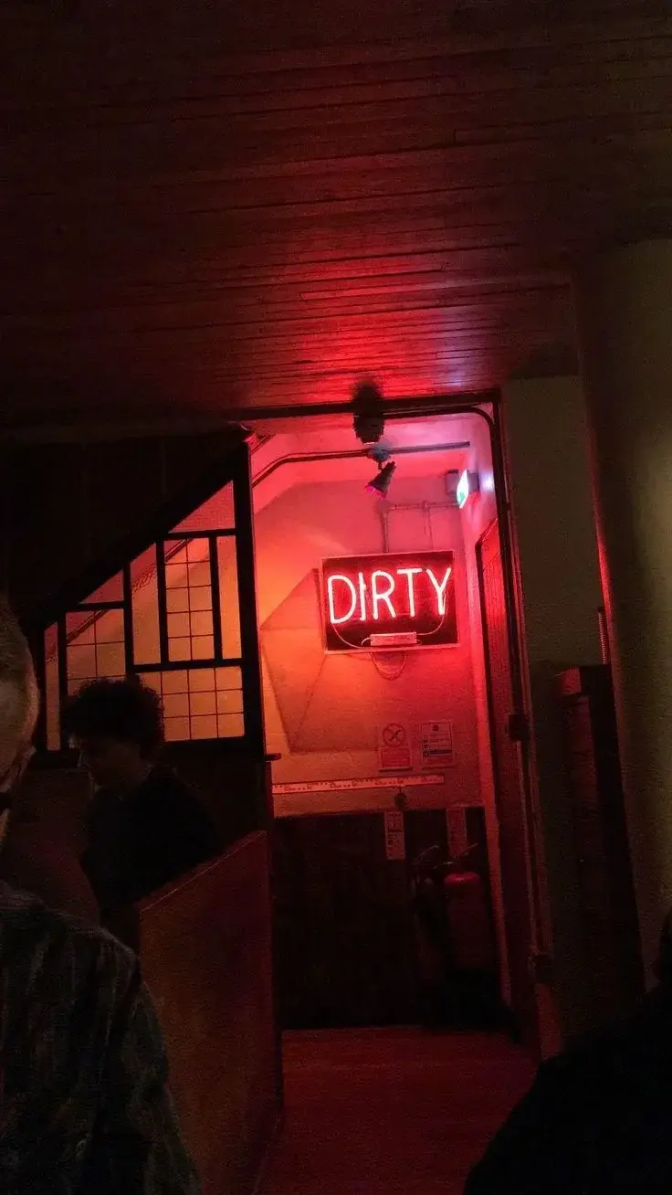 Photo de couverture de Dirty_river