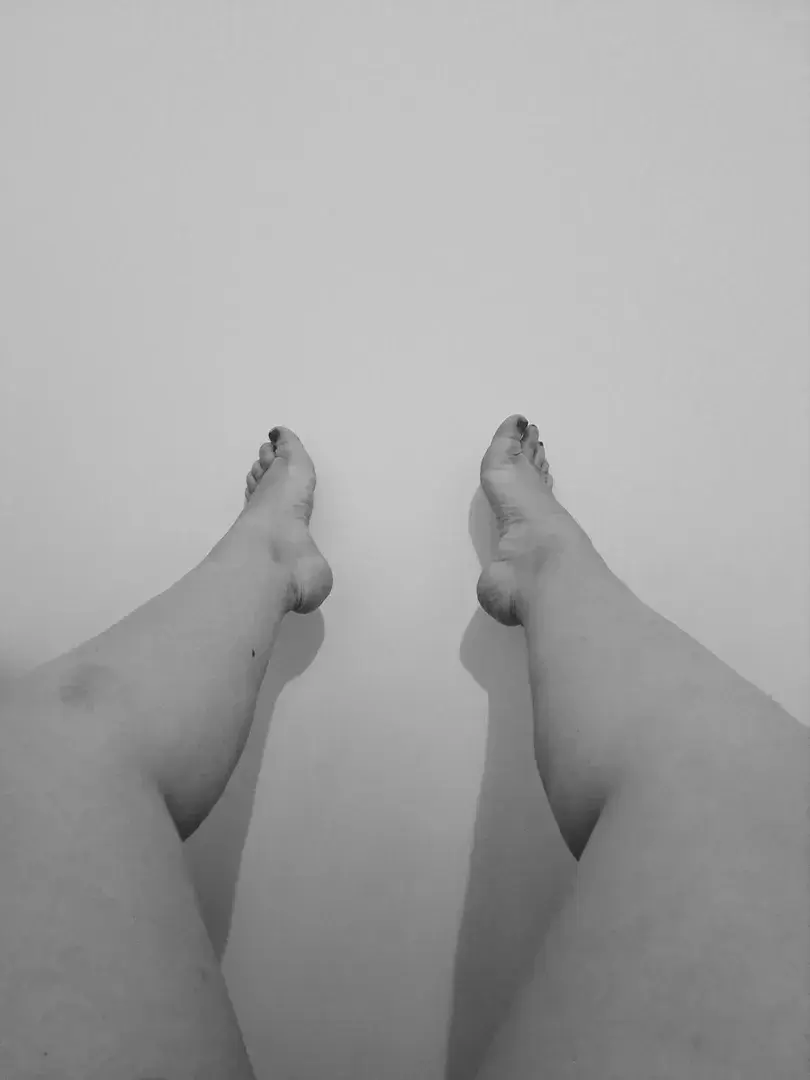 Leak & nude 3 — Liv_in_tights