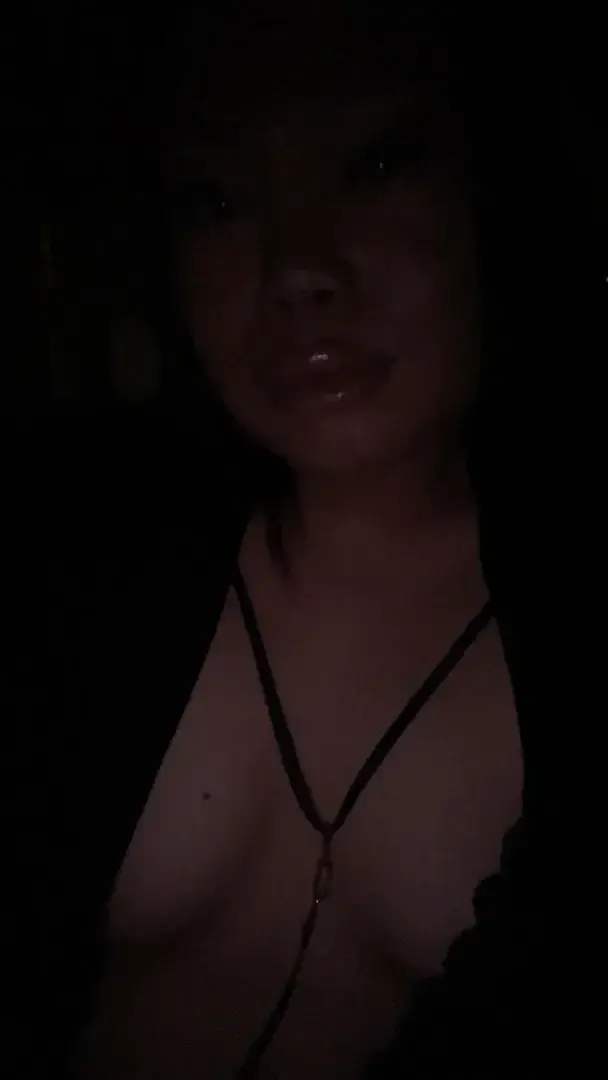 Leak & nude 1 — Ladythailandaise