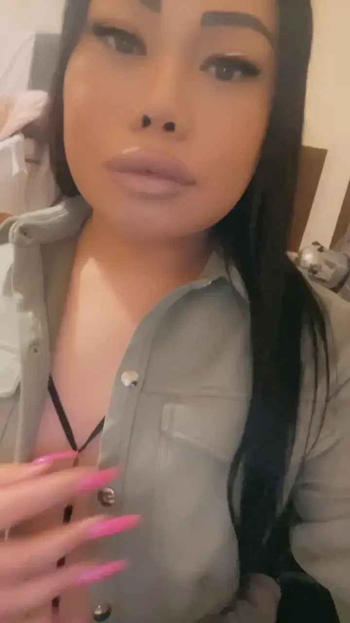 Leak & nude 3 — Ladythailandaise
