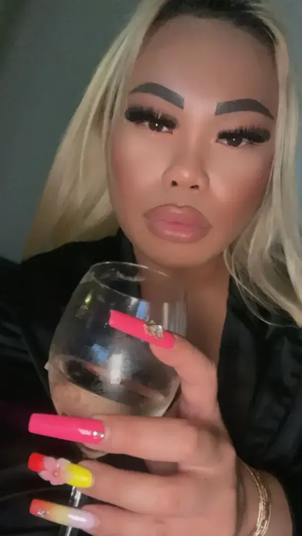 Leak & nude 6 — Ladythailandaise
