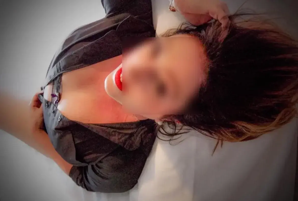 Leak & nude 2 — Vanessa33