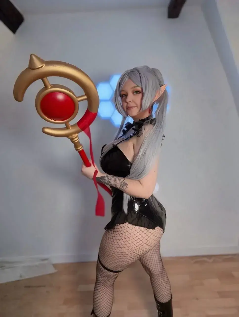 Aperçu public — Unekochan : « Viens découvrir mon monde cosplay sur mon MYM à 0 euros 👀 » (MYM) — pas un leak