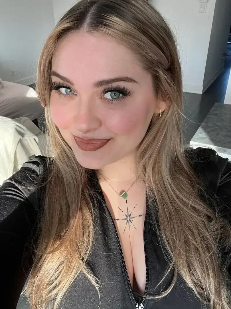 Leak & nude 2 — Itscassy444
