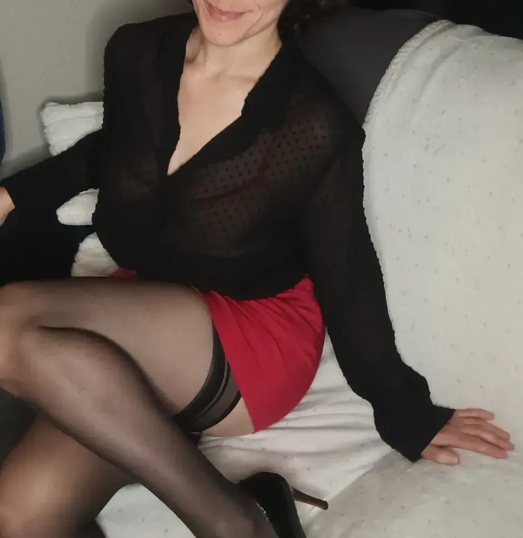 Leak & nude MYM — Profsexy : « Aujourd'hui c'était du noir et rouge... » (MYM)